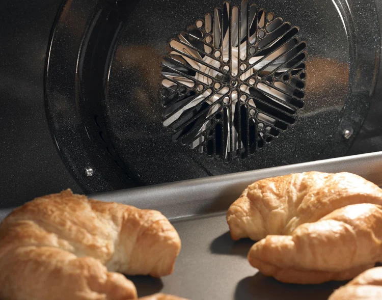 فن کانوکشن در پخت کیک